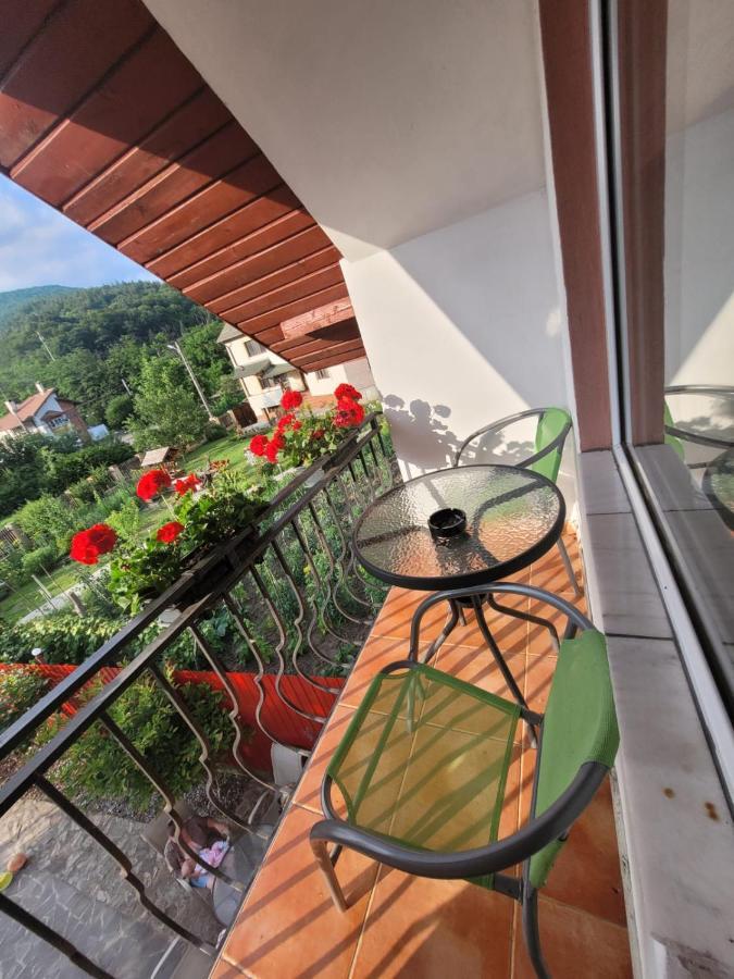 Vila Castelana Качулата Экстерьер фото