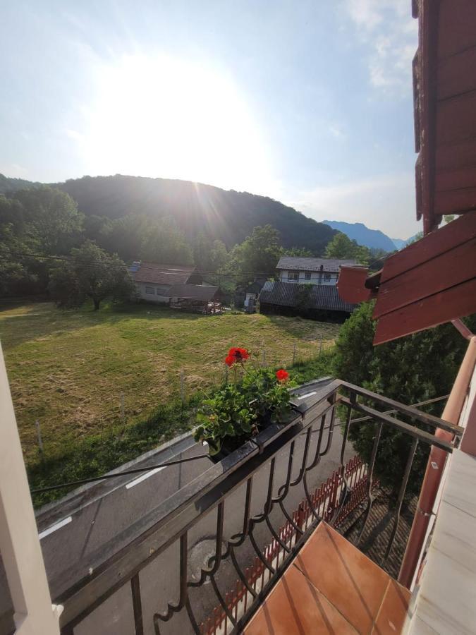 Vila Castelana Качулата Экстерьер фото