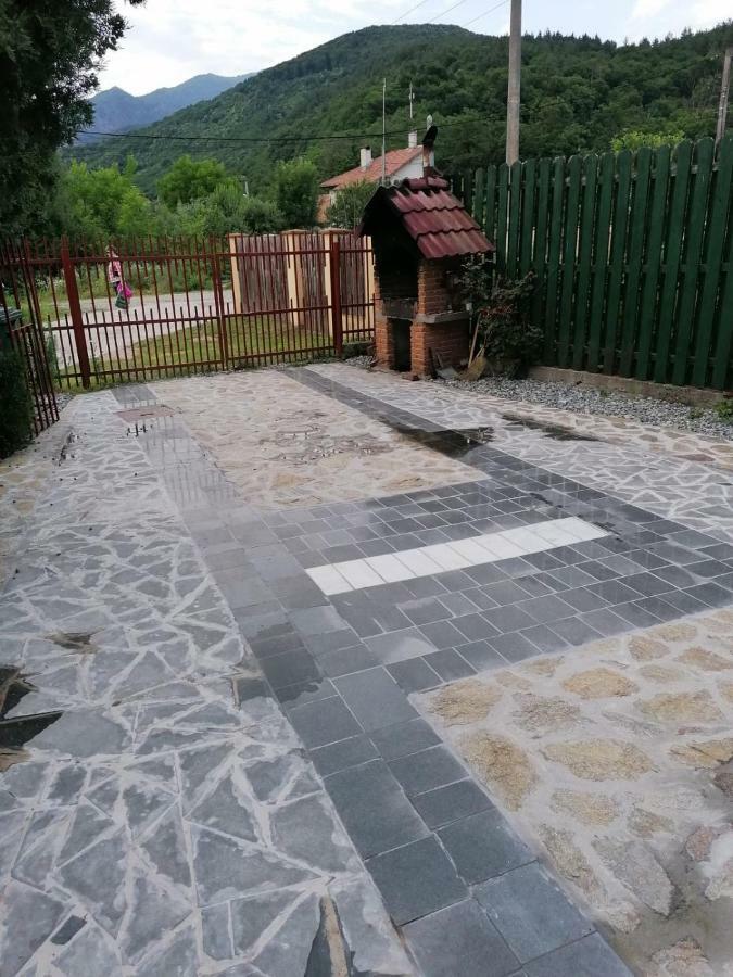 Vila Castelana Качулата Экстерьер фото